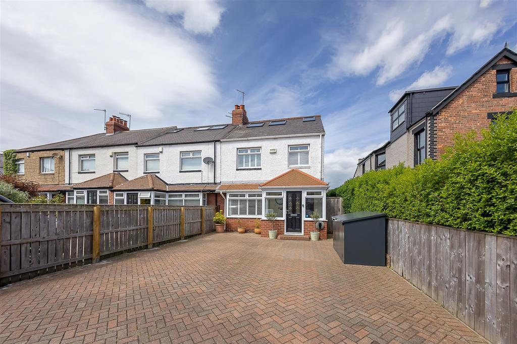 Salters Road, Gosforth, Newcastle upon Tyne 4 bed end of terrace house