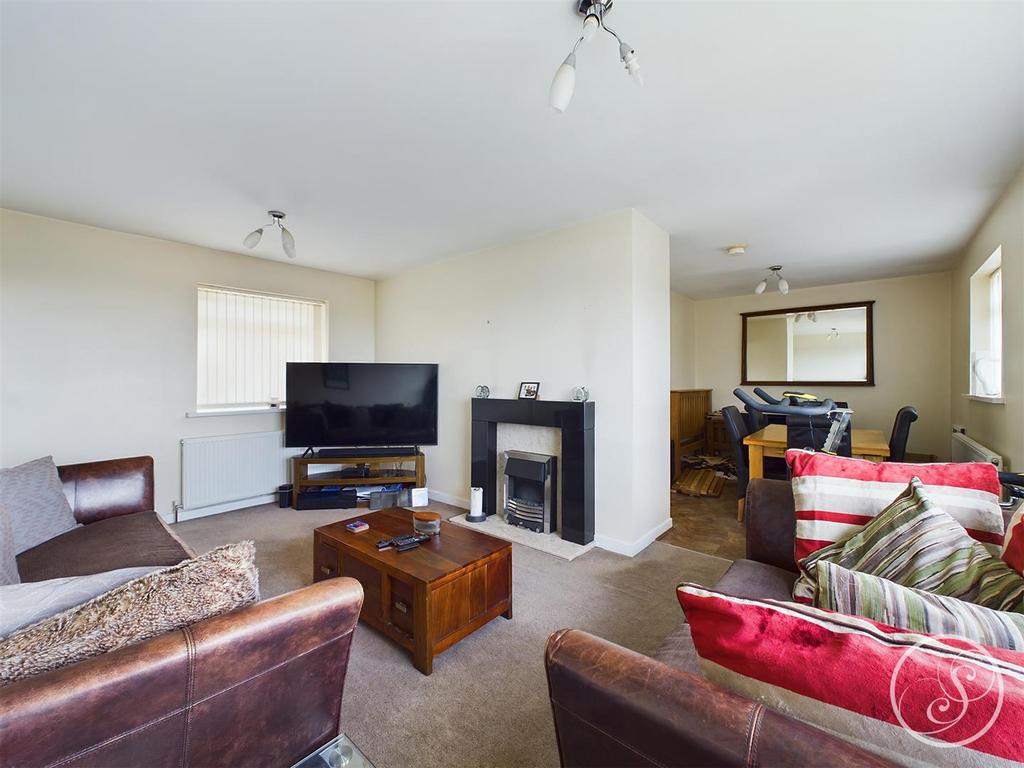 Templegate Avenue, Leeds 2 bed detached bungalow for sale £325,000