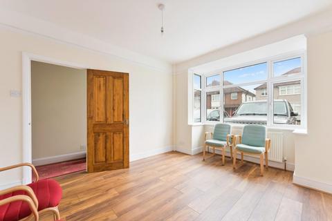 30 Chase Road, Epsom, KT19 8TL