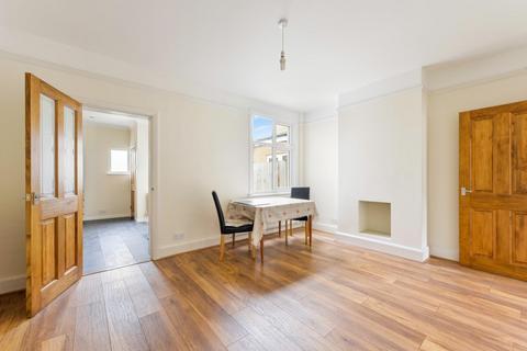 30 Chase Road, Epsom, KT19 8TL