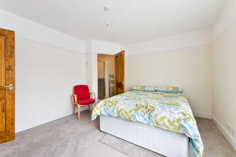30 Chase Road, Epsom, KT19 8TL