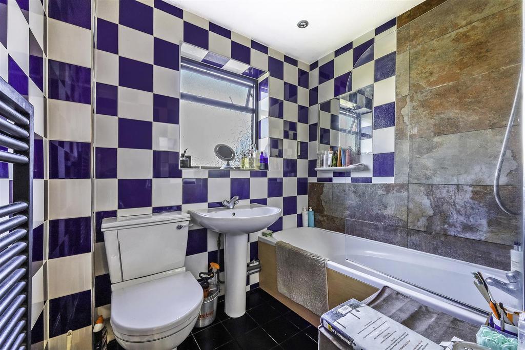 CUMBERLAND CLOSE, 42 (16 FROM 36)- (6).jpg