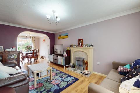 3 bedroom link detached house for sale - Cornwall Grove, Bletchley, Milton Keynes