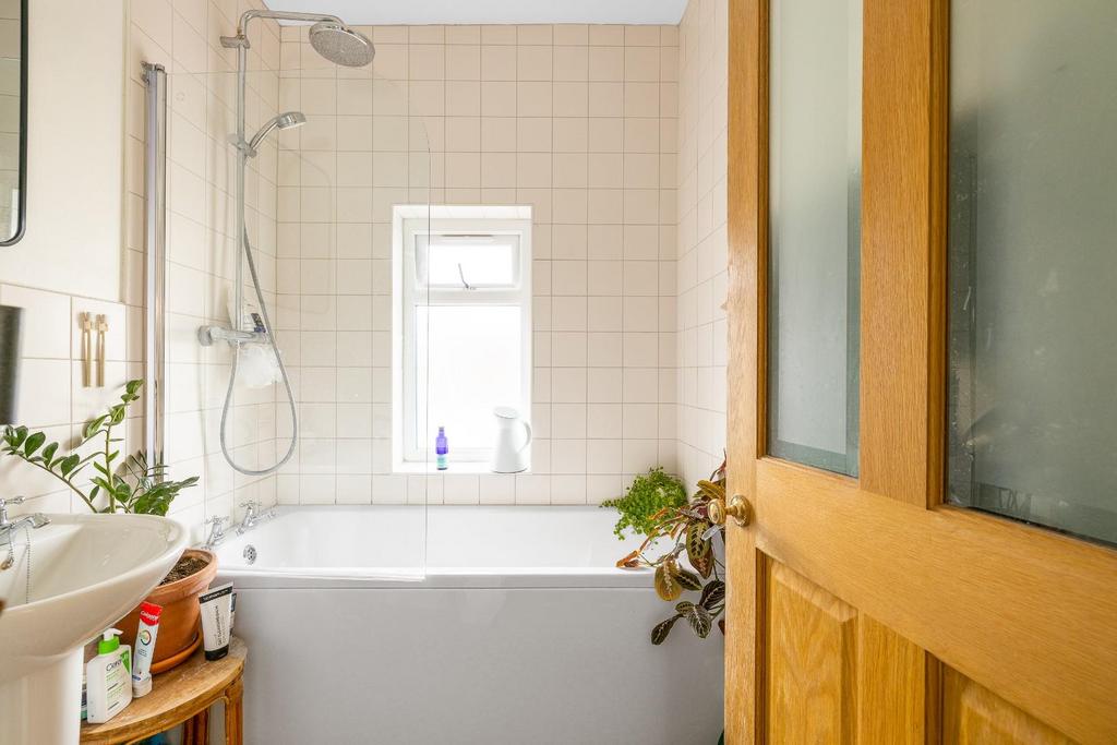 56, St lukes crescent(04-26-2023)-18.jpg