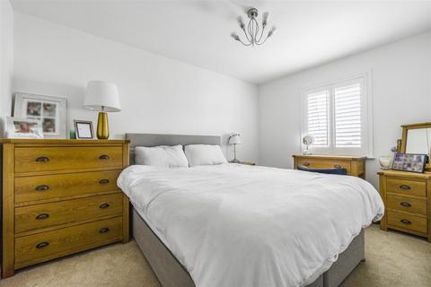 52 Bunyard Way, Allington, Maidstone, ME16 0BD