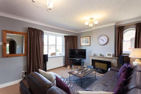 7 Laurels Garth, Sheriff Hutton, York, YO60 6SE