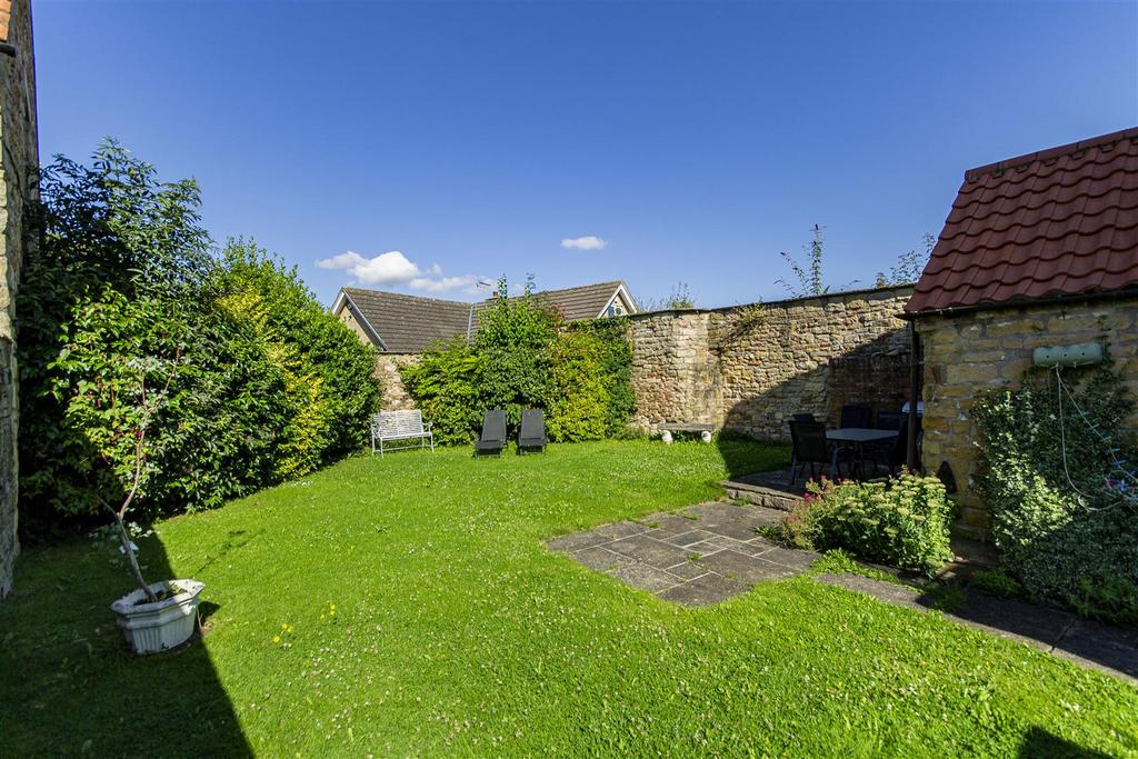 Elm Tree Close, Palterton, Chesterfield 3 bed barn conversion for sale £419,950
