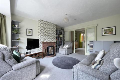 4 bedroom semi-detached house for sale - Liddington Road, Longlevens, Gloucester