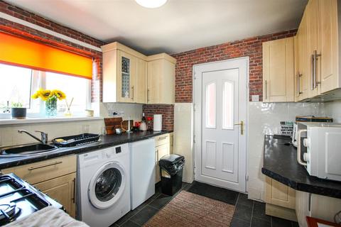 23 Cover Drive, Darfield, Barnsley, S73 9HE
