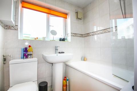 23 Cover Drive, Darfield, Barnsley, S73 9HE