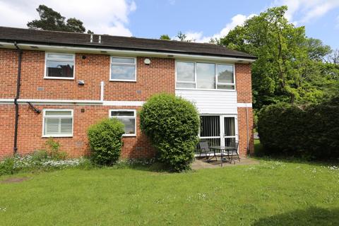 1 Faro Close, Bromley, BR1 2RR