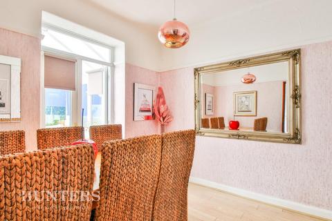 5 Green Lane, Oldham, OL8 3AY