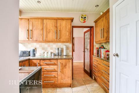 5 Green Lane, Oldham, OL8 3AY