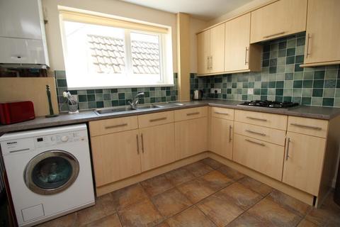 6 Blakes Road, Thornbury, Bristol, BS35 2JB