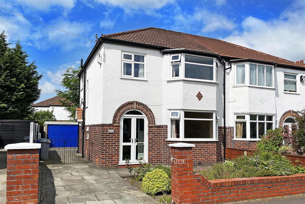 Northvale Road, Timperley 3 bed semidetached house for sale £425,000