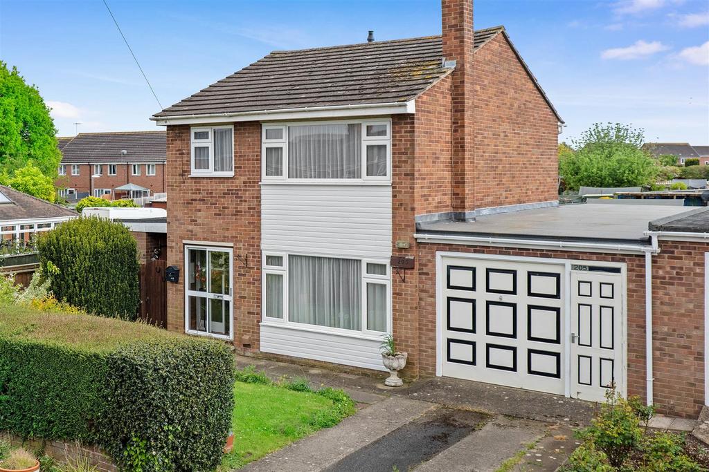 Pershore Road, Evesham 3 bed link detached house for sale £325,000