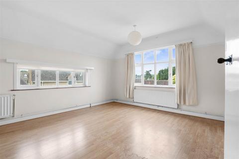 West Cottage Colletts Fields, Broadway, WR12 7AT