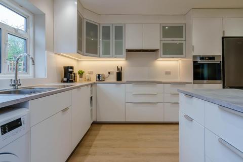 5 bedroom terraced house to rent - Norlington Road, London