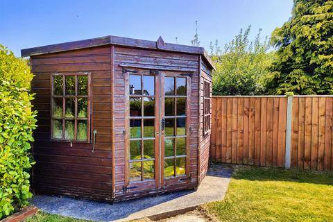 3 bedroom detached bungalow for sale, Morfan, Dinas Cross, Newport