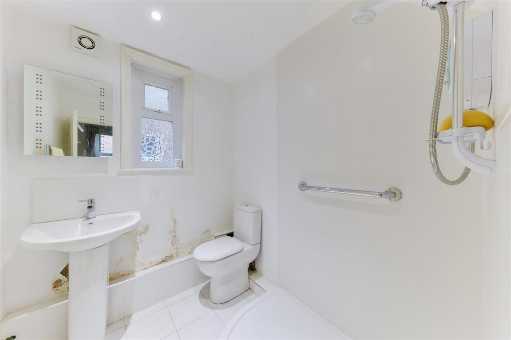 NUTFIELD ROAD, 19-11.jpg