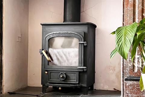 Flat 2, 17 Dane Road, St Leonards-on-sea, TN38 0QN