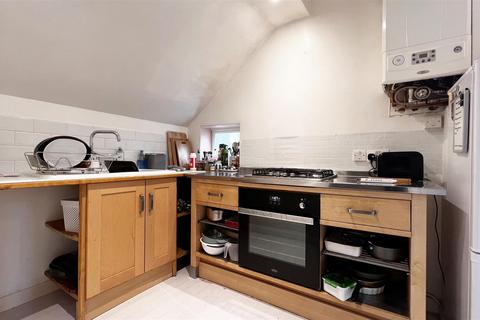 Flat 2, 17 Dane Road, St Leonards-on-sea, TN38 0QN