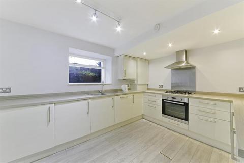 4 bedroom character property for sale - Wray Park Road, Reigate RH2