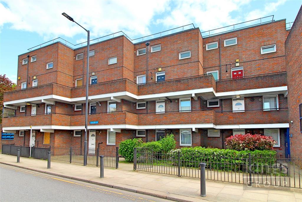 Tanners End Lane, Edmonton, N18 1 bed property for sale £229,995