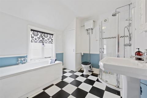 39 Oliver Road, Ascot, SL5 9DN