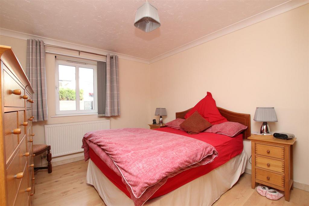 Bedroom 1.JPG