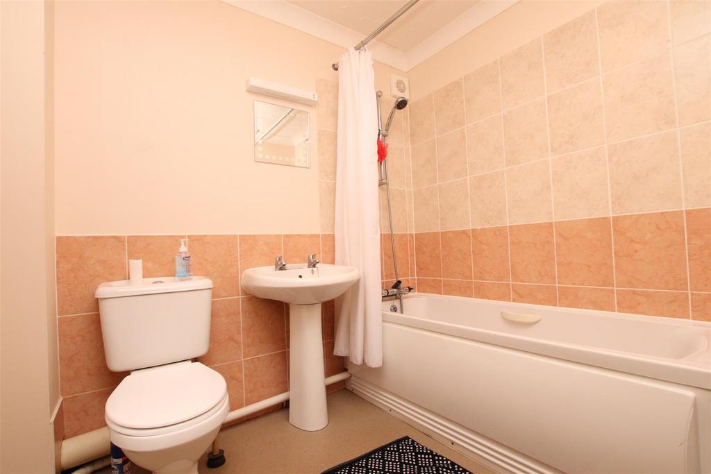 Bathroom.JPG