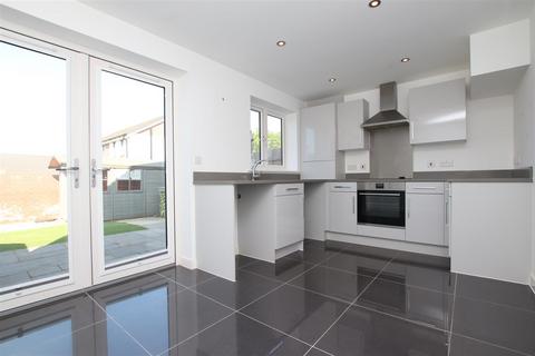 31 Flay Field, Tithebarn, Exeter, EX1 3YA