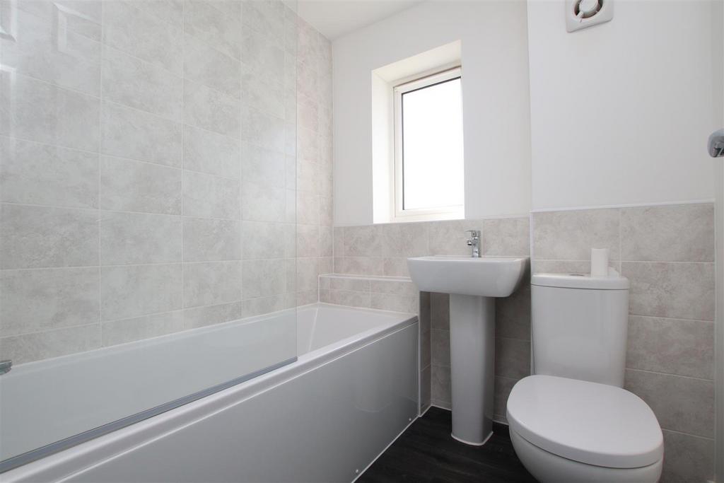 Bathroom.JPG