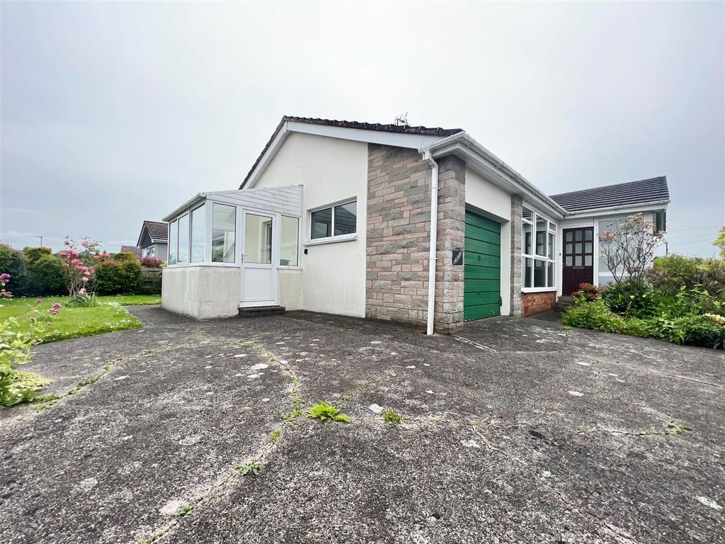 St. Johns Lane, Barnstaple 3 bed detached bungalow £399,500