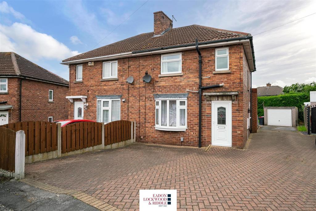 Wordsworth Drive, Rotherham 4 bed semidetached house for sale £160,000