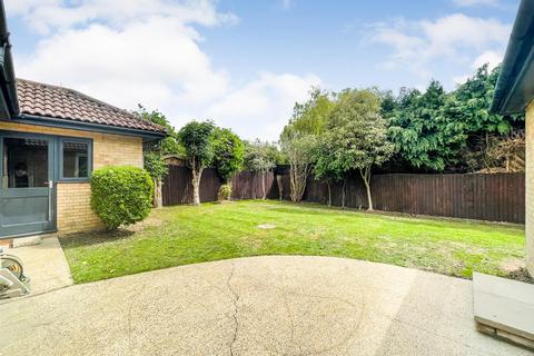 6 Russets, Chelmsford, CM2 8RD