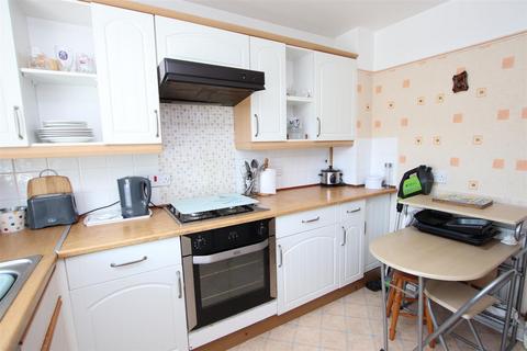 2 bedroom apartment for sale - Dunkhill Croft, Idle, Bradford