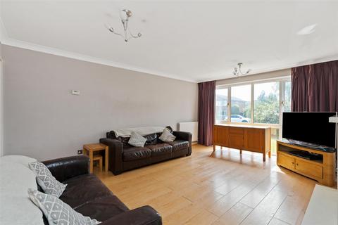 4 bedroom detached house for sale - Hallcroft Way, Knowle, Solihull