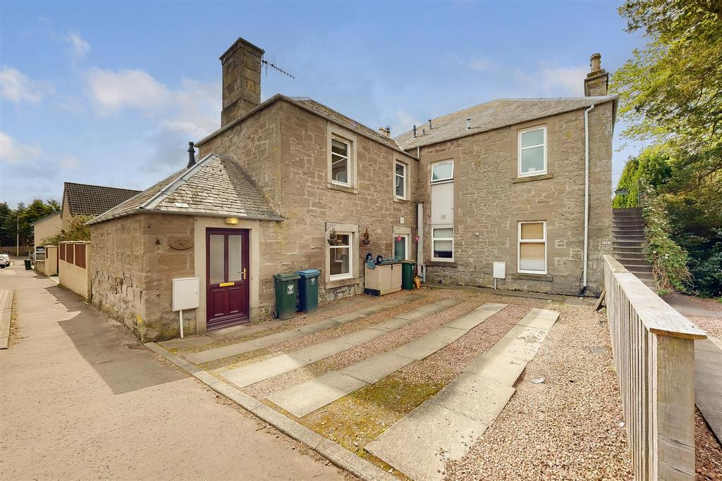 Mansfield Road, Scone, Perth 2 bed semidetached house for sale £132,500