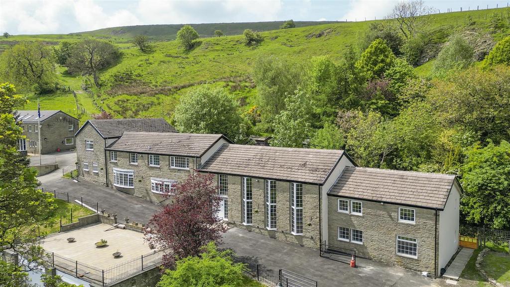 Lench Fold, Cowpe, Rossendale 4 bed detached house £650,000
