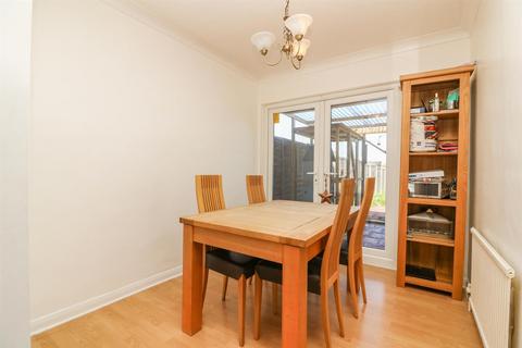 3 bedroom terraced house for sale - Windmill Road, Halstead