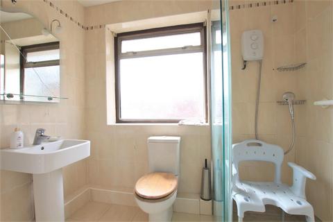 4 Grange Close, Hounslow, TW5 0HW