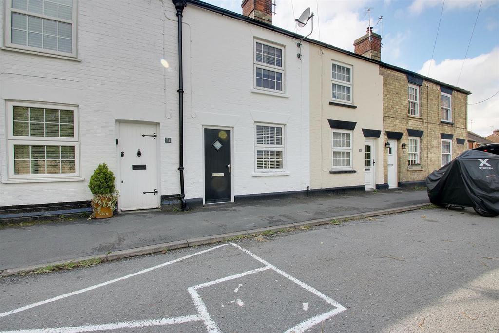 Cheddington Road, Pitstone 2 bed cottage to rent £1,200 pcm (£277 pw)