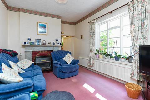 5 bedroom terraced house for sale, Scotland Street, Ellesmere.