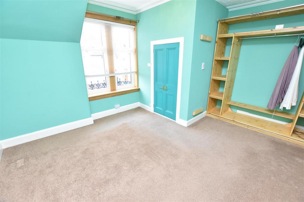 Bedroom one.jpg