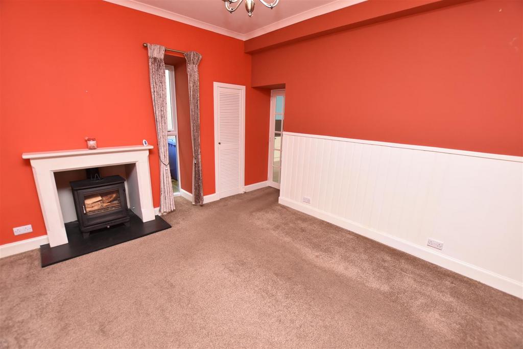 Dining room.jpg