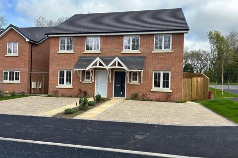 3 bedroom semi-detached house for sale, Paper Mill Drive, Redditch
