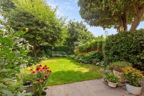 79 Airedale Avenue, London, W4 2NN