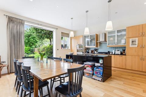 79 Airedale Avenue, London, W4 2NN