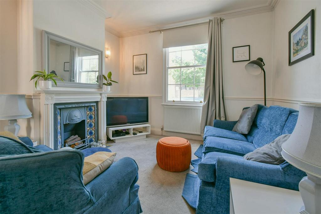 Street, Road 2 bed terraced house for sale £350,000